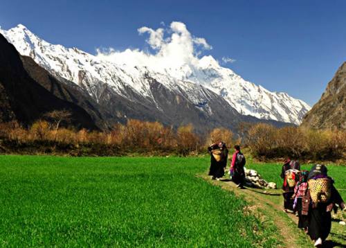 Tsum Valley Trekking 